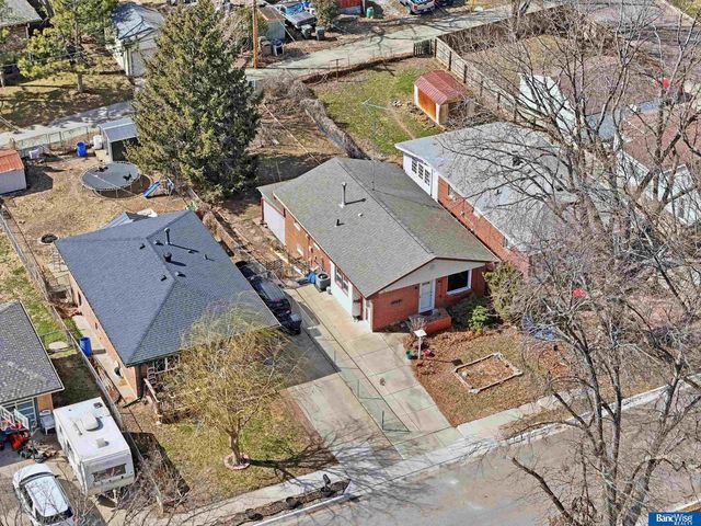 3615 S 15 Street, Lincoln, NE 68502