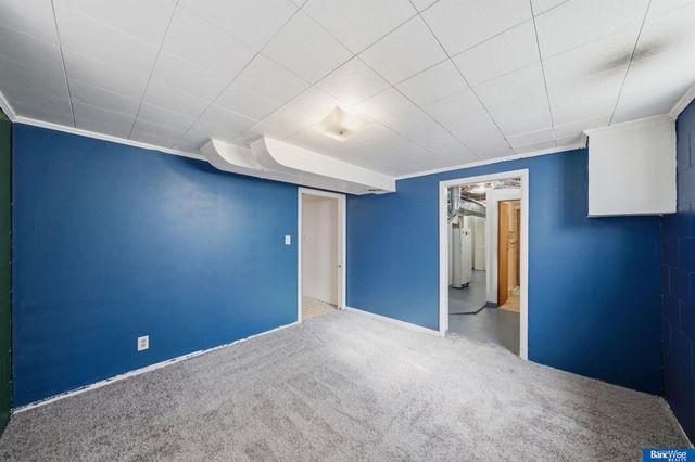 3615 S 15 Street, Lincoln, NE 68502