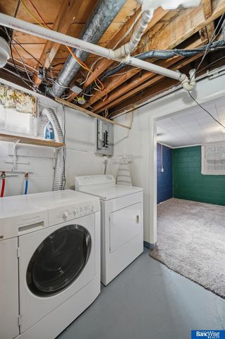 3615 S 15 Street, Lincoln, NE 68502