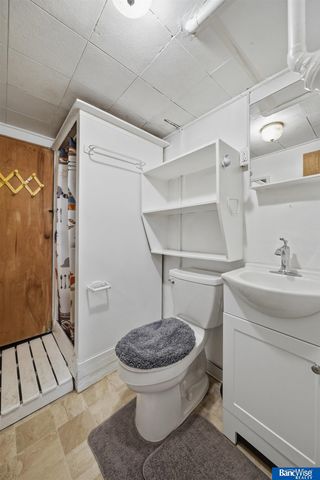 3615 S 15 Street, Lincoln, NE 68502