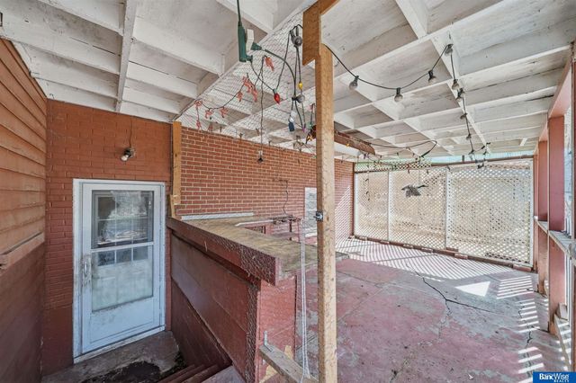 3615 S 15 Street, Lincoln, NE 68502