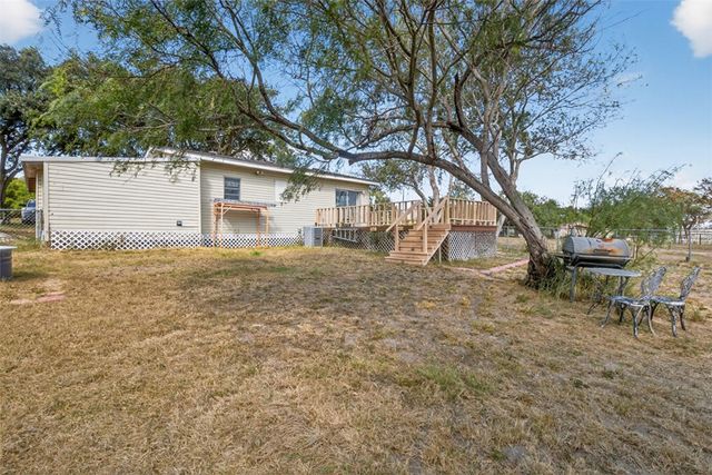274 S Vista Dr, Sandia, TX 78383