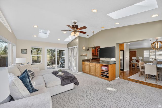 2400 E 6660 S, Cottonwood Heights, UT 84121