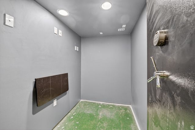 2400 E 6660 S, Cottonwood Heights, UT 84121