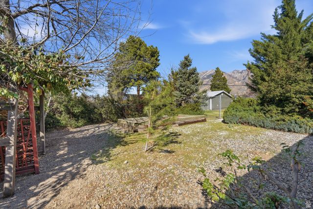 2400 E 6660 S, Cottonwood Heights, UT 84121