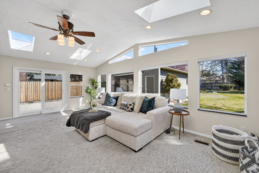 Image 16 of property listing at 2400 E 6660 S, Cottonwood Heights, UT 84121