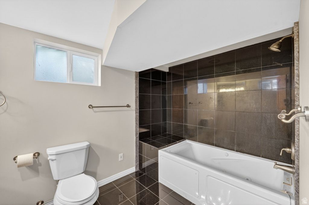 Image 33 of property listing at 2400 E 6660 S, Cottonwood Heights, UT 84121