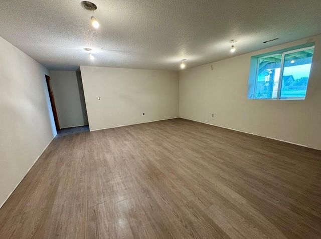 3504 Wolf Creek Road SW, Bondurant, IA 50035