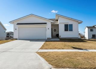 3504 Wolf Creek Road SW, Bondurant, IA 50035