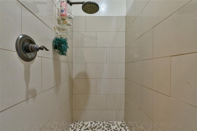 2395 County Road 1264, Blanchard, OK 73010