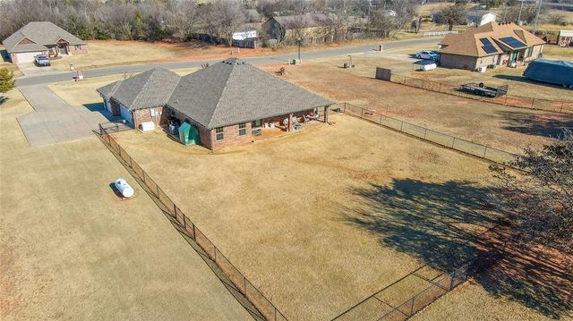 2395 County Road 1264, Blanchard, OK 73010