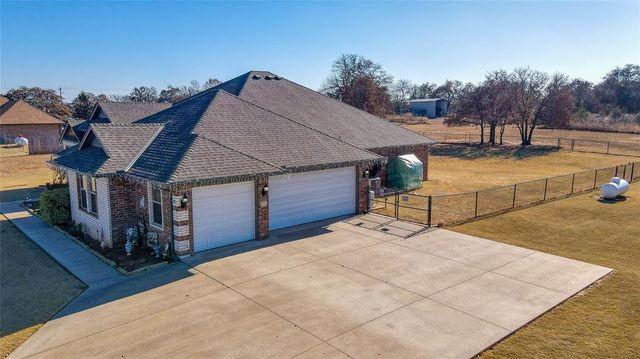 2395 County Road 1264, Blanchard, OK 73010