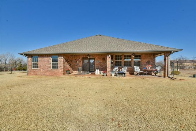 2395 County Road 1264, Blanchard, OK 73010
