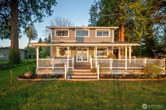 11212 NE Tiger Way, Kingston, WA 98346