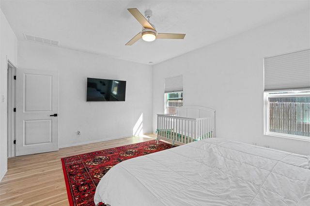 327 Andesite TRL, Buda, TX 78610