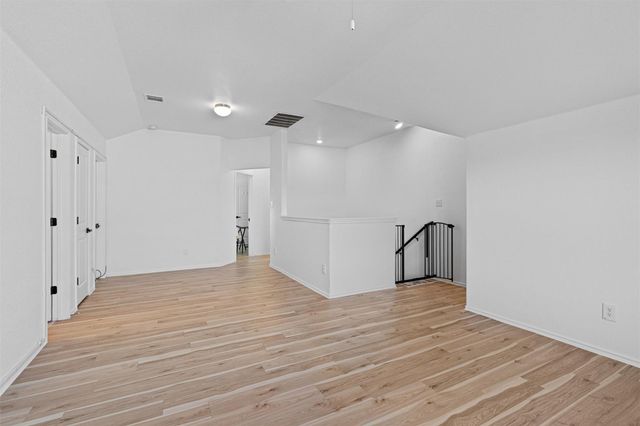 327 Andesite TRL, Buda, TX 78610