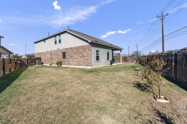 327 Andesite TRL, Buda, TX 78610