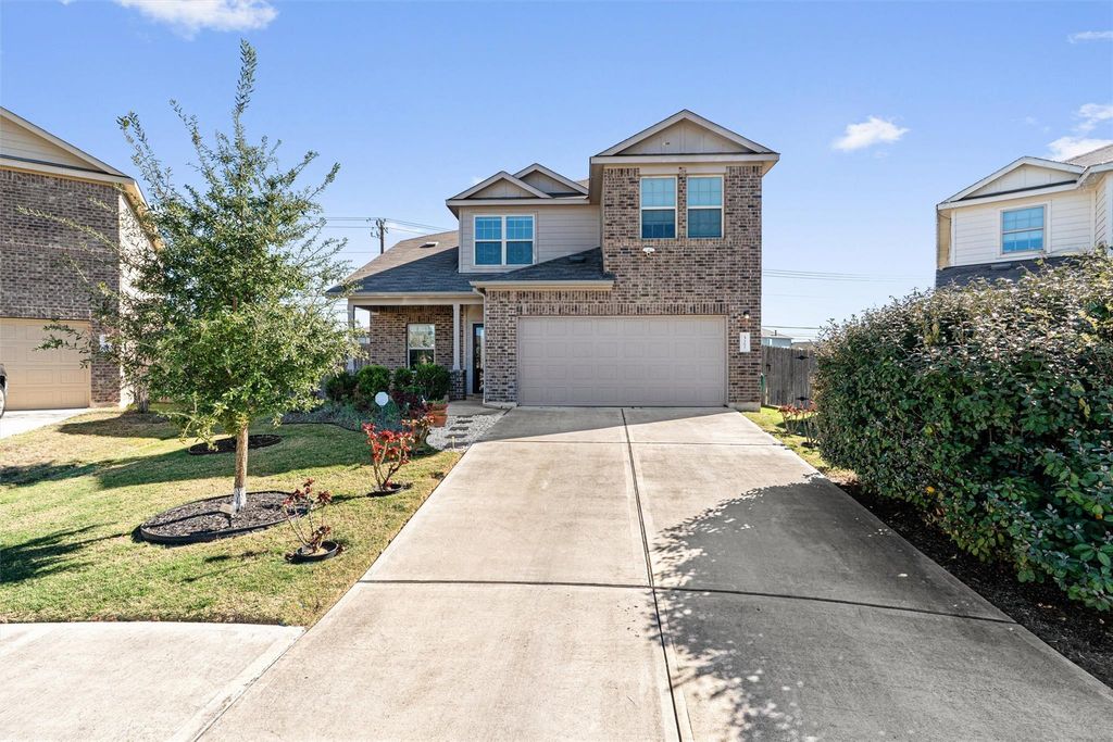 327 Andesite TRL, Buda, TX 78610
