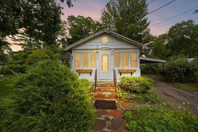 243 Bartlett Road, Plymouth, MA 02360
