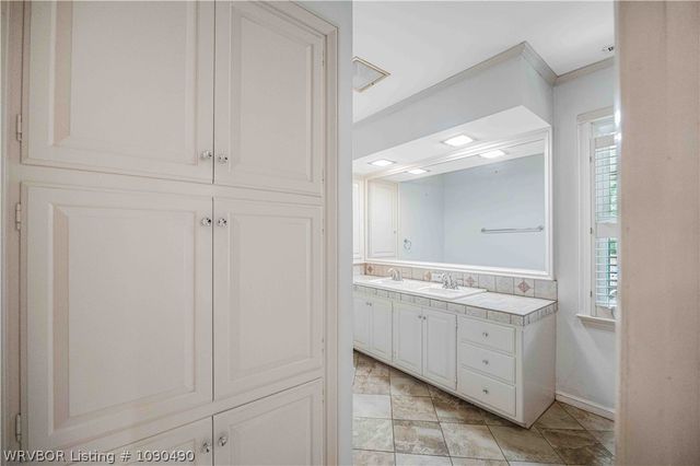 2218 S 46th Street, Fort Smith, AR 72903