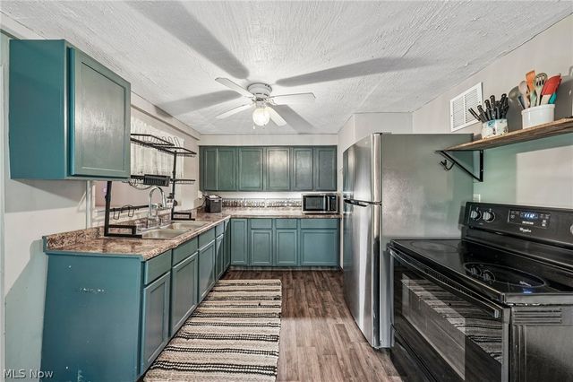 1703 Clayben Drive, Akron, OH 44312