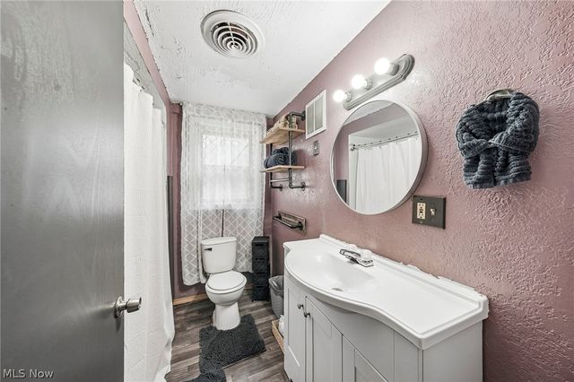 1703 Clayben Drive, Akron, OH 44312