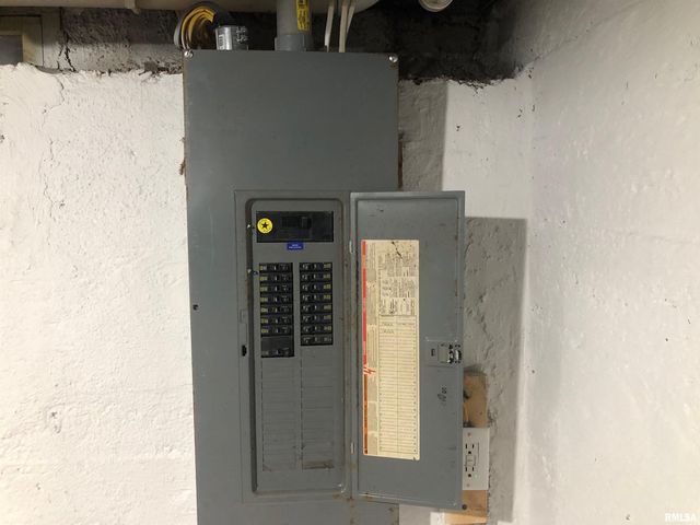 15045 N RIVER BEACH Drive, Chillicothe, IL 61523