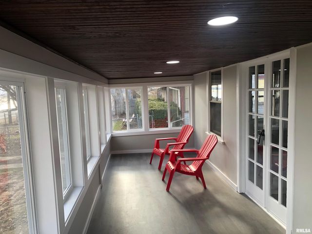 15045 N RIVER BEACH Drive, Chillicothe, IL 61523