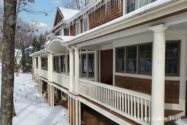 4150 Mystic Oak Court, Grand Rapids, MI 49525