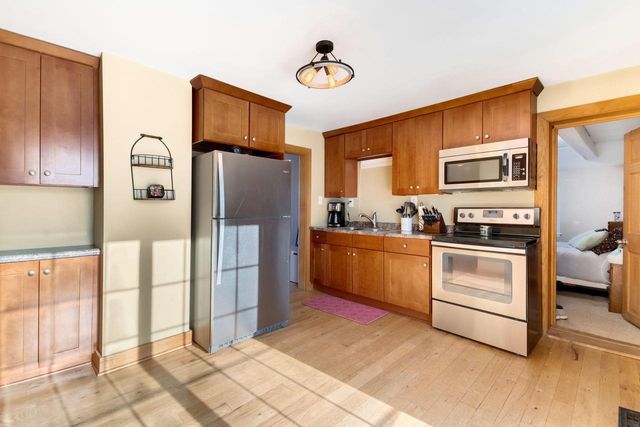 343 E Green Bay AVENUE, Saukville, WI 53080