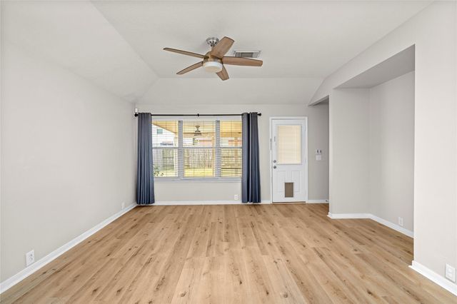 16527 Aberdeen Green Drive, Houston, TX 77095