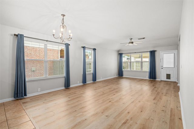 16527 Aberdeen Green Drive, Houston, TX 77095