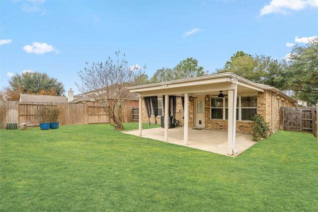 16527 Aberdeen Green Drive, Houston, TX 77095