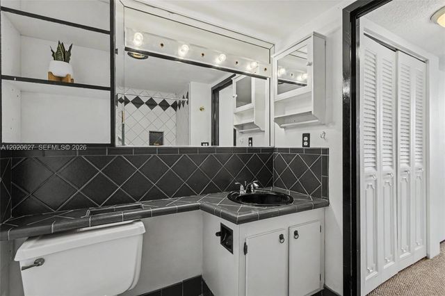 2100 Sans Souci Boulevard A603, North Miami, FL 33181