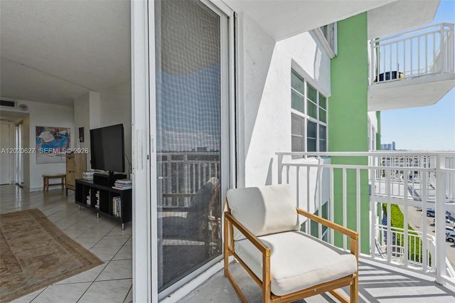 2100 Sans Souci Boulevard A603, North Miami, FL 33181