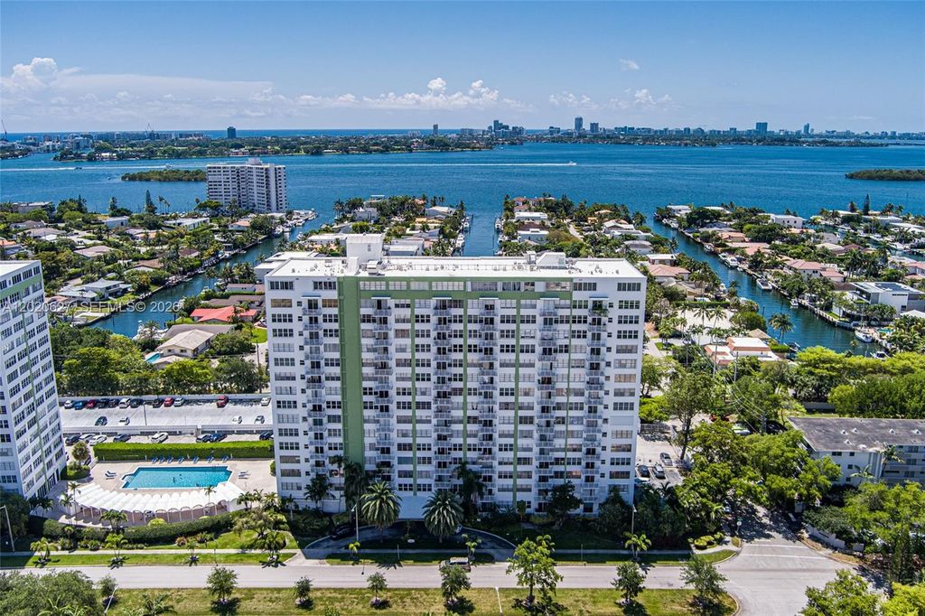 2100 Sans Souci Boulevard A603, North Miami, FL 33181