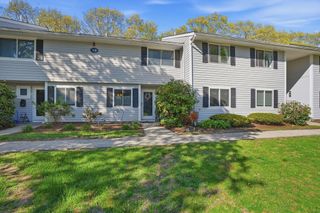 13 Beals Cove Rd F, Hingham, MA 02043