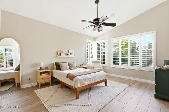 4332 E MELINDA Lane, Phoenix, AZ 85050