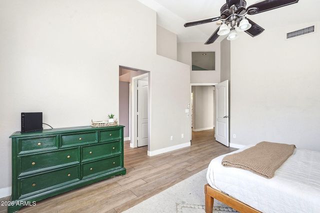 4332 E MELINDA Lane, Phoenix, AZ 85050