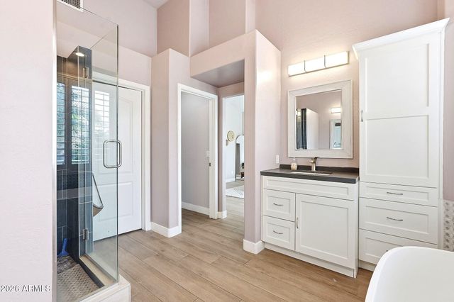 4332 E MELINDA Lane, Phoenix, AZ 85050