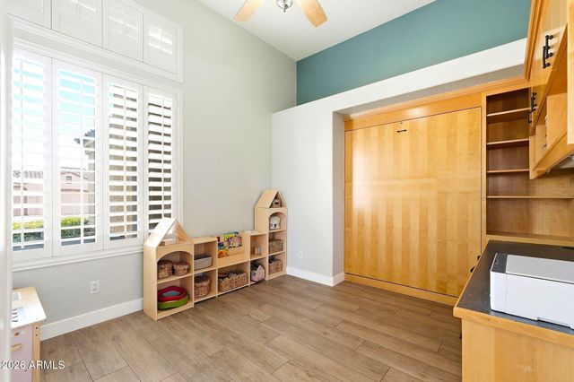 4332 E MELINDA Lane, Phoenix, AZ 85050