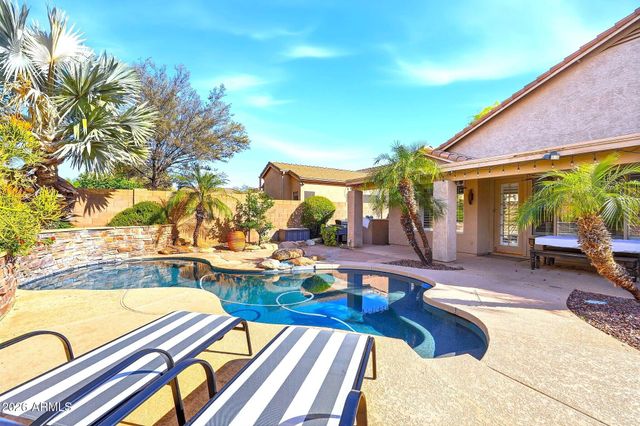 4332 E MELINDA Lane, Phoenix, AZ 85050