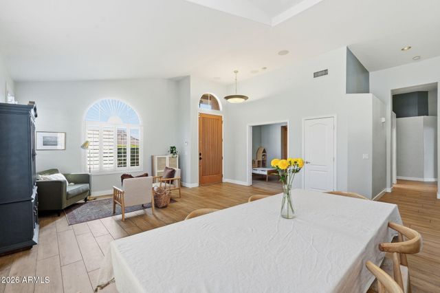 4332 E MELINDA Lane, Phoenix, AZ 85050