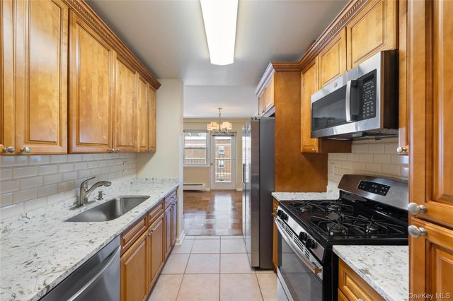 101 Gedney Street 6M, Nyack, NY 10960