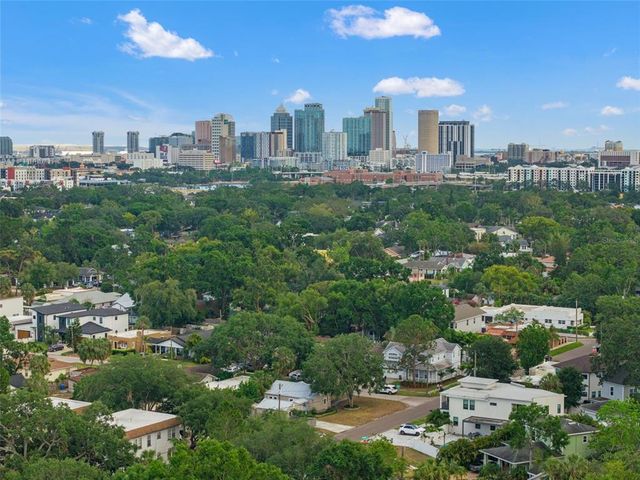 921 W CORAL STREET, Tampa, FL 33602