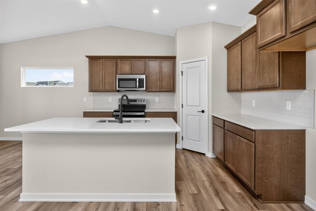 9345 Modena Lane, West Des Moines, IA 50266