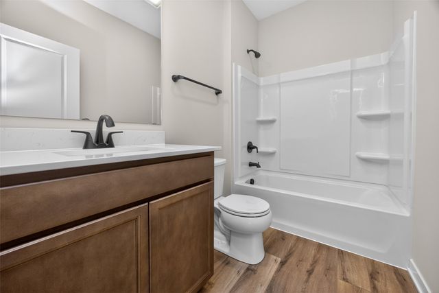 9345 Modena Lane, West Des Moines, IA 50266