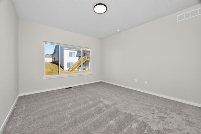 9345 Modena Lane, West Des Moines, IA 50266