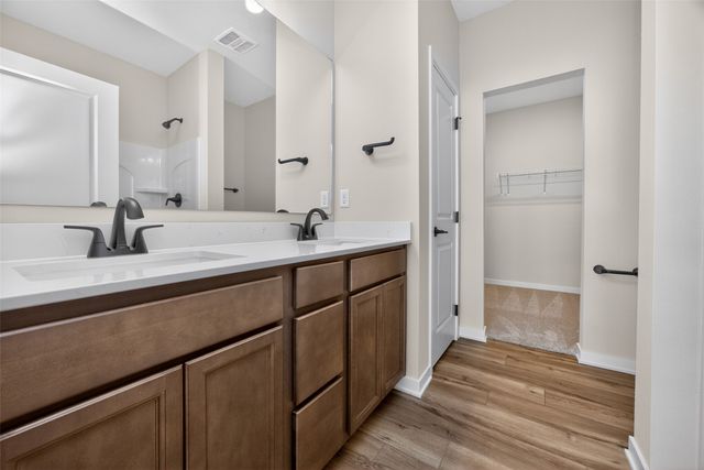 9345 Modena Lane, West Des Moines, IA 50266
