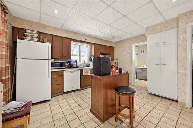 39 Rogers Avenue, Rochester, NY 14606